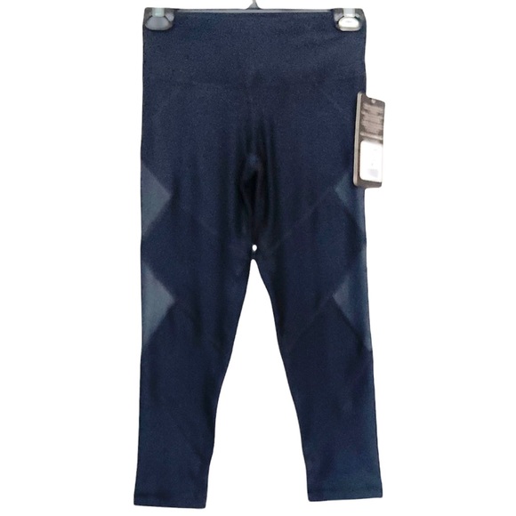 ❌SOLD❌XS•NWT•90 DEGREE BY REFLEX•BLACK CAPRI SPORT LEGGINGS• - Picture 1 of 6